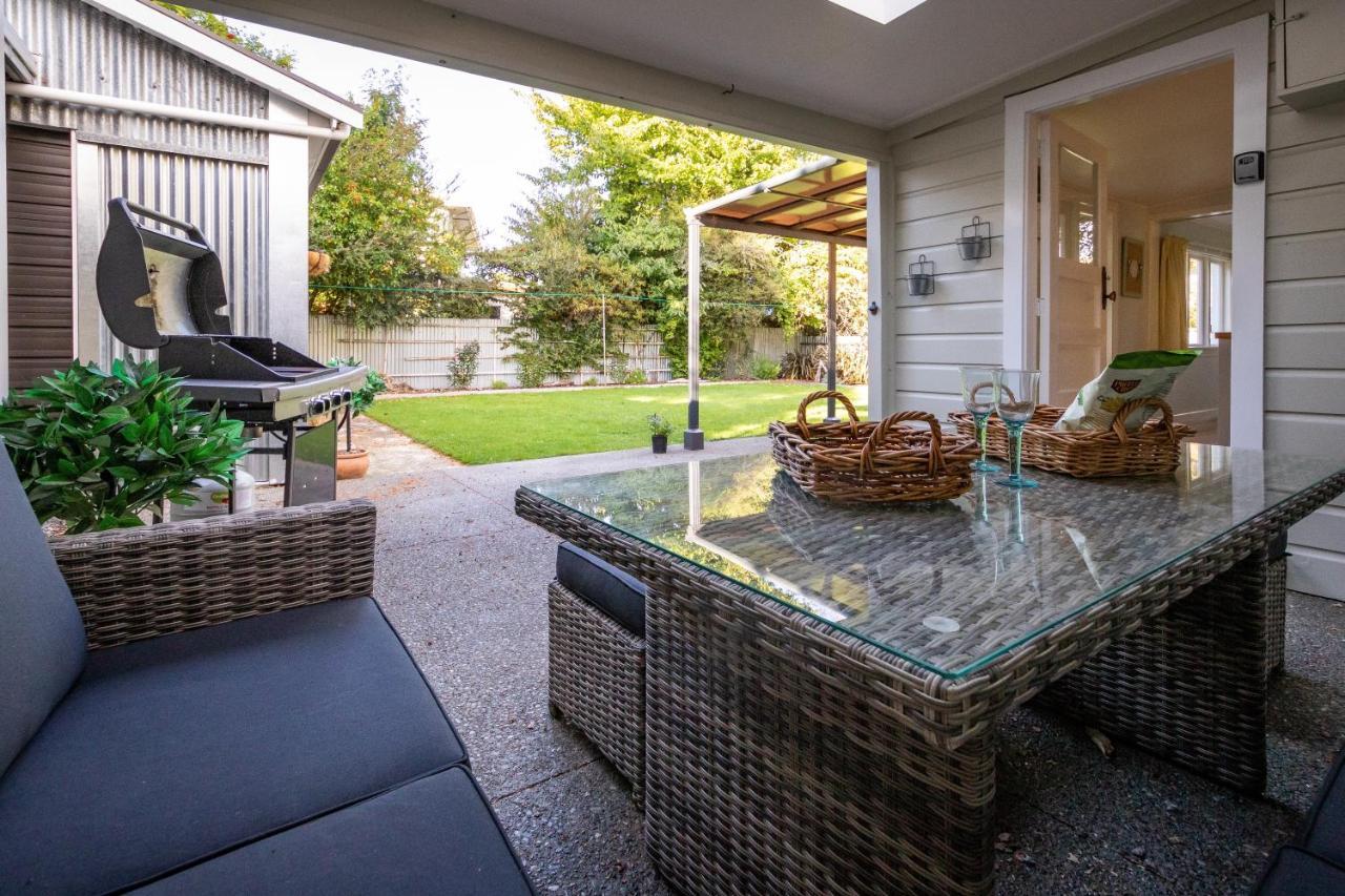 Hop, Skip And Jump To The Lake - Te Anau House Exterior foto